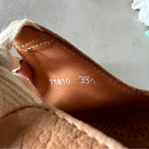 NWOB Chie Mihara Fraidei Round Toe Lace Brown Retro Heels Size EU 39 1/2 - Picture 9 of 12